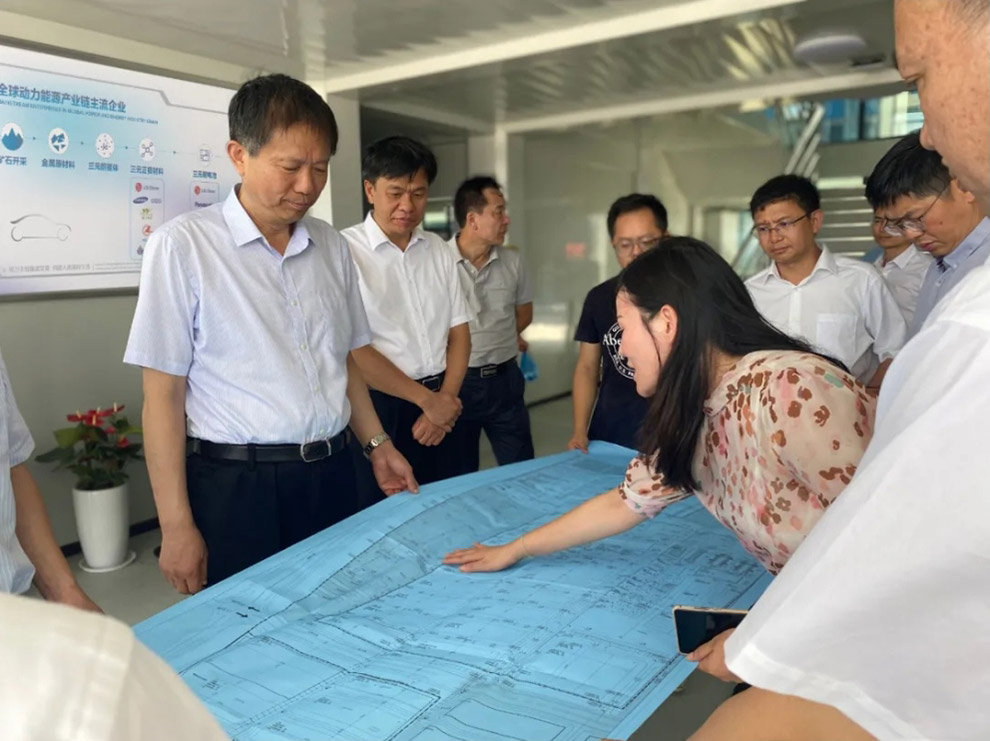 �������ʹ���-׷�󿵽�,����һ������