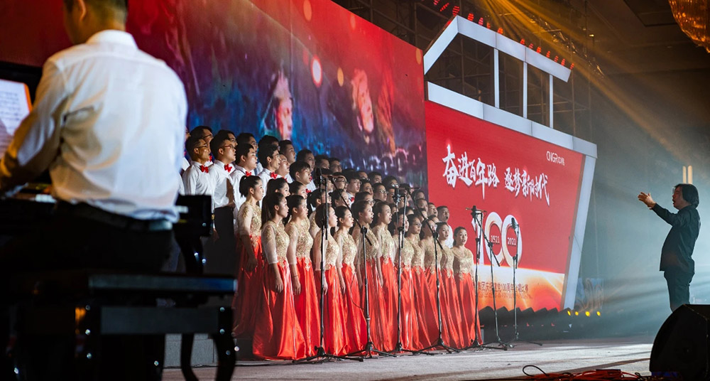 �������ʹ���-׷�󿵽�,����һ������