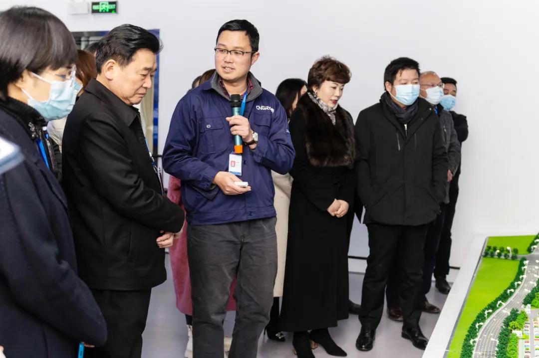 �������ʹ���-׷�󿵽�,����һ������