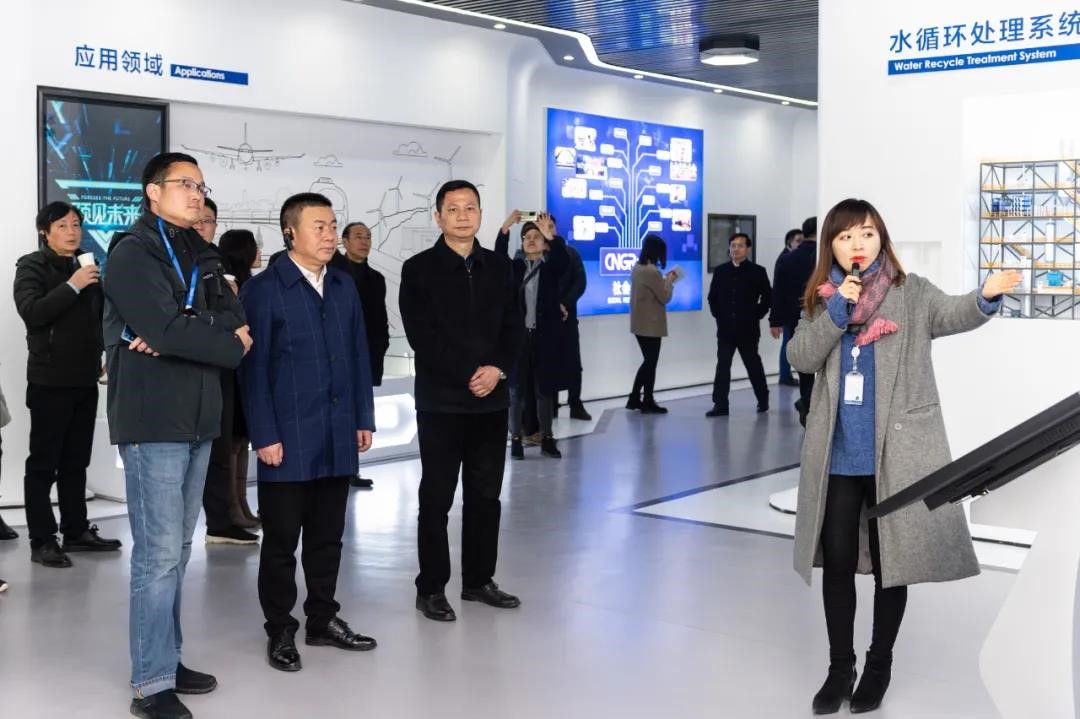 �������ʹ���-׷�󿵽�,����һ������