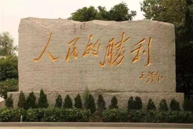 �������ʹ���-׷�󿵽�,����һ������