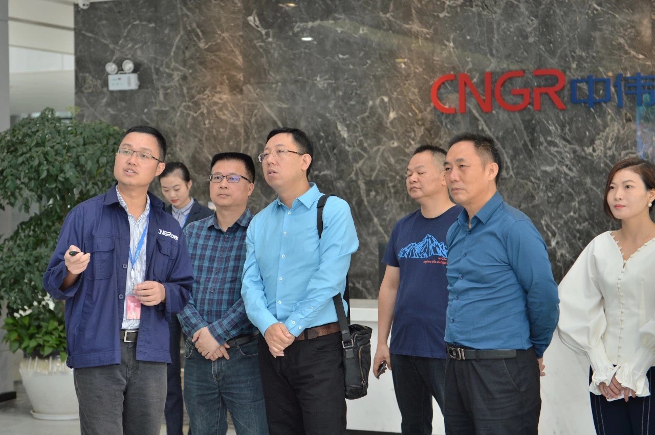 �������ʹ���-׷�󿵽�,����һ������