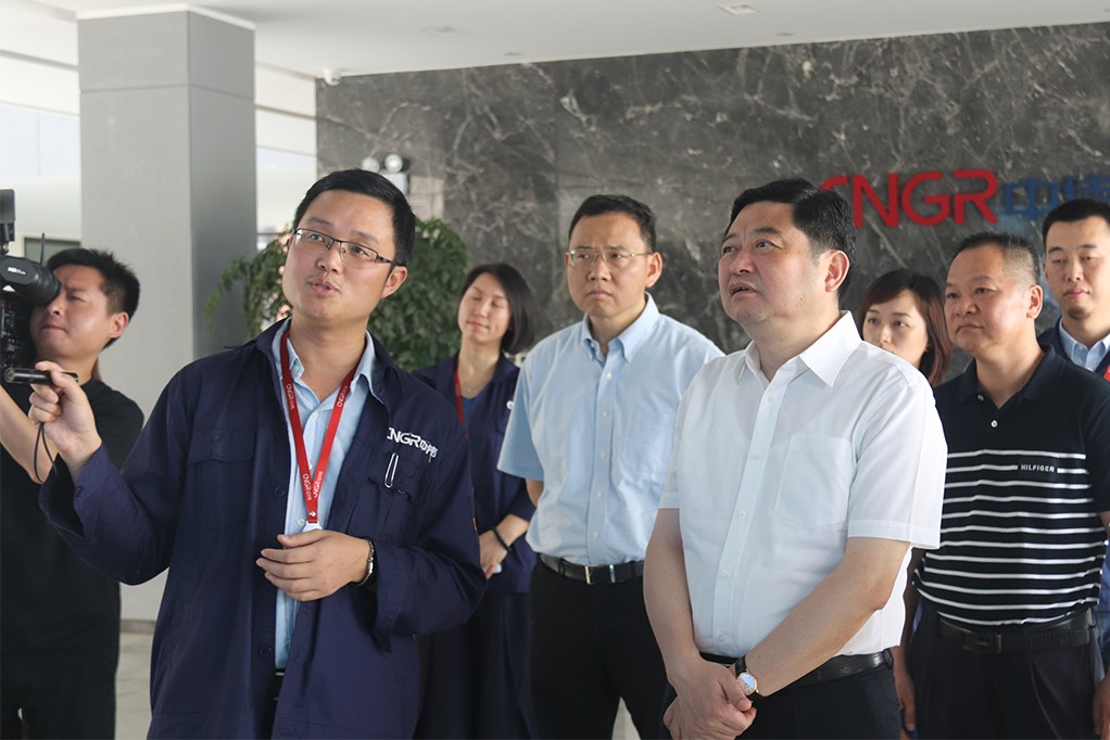 �������ʹ���-׷�󿵽�,����һ������