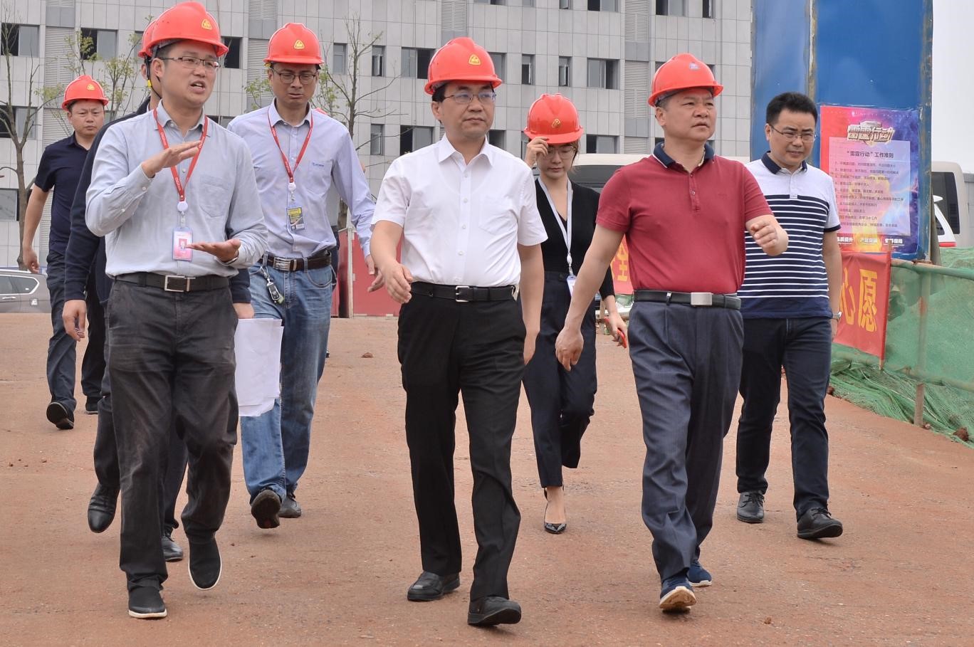 �������ʹ���-׷�󿵽�,����һ������