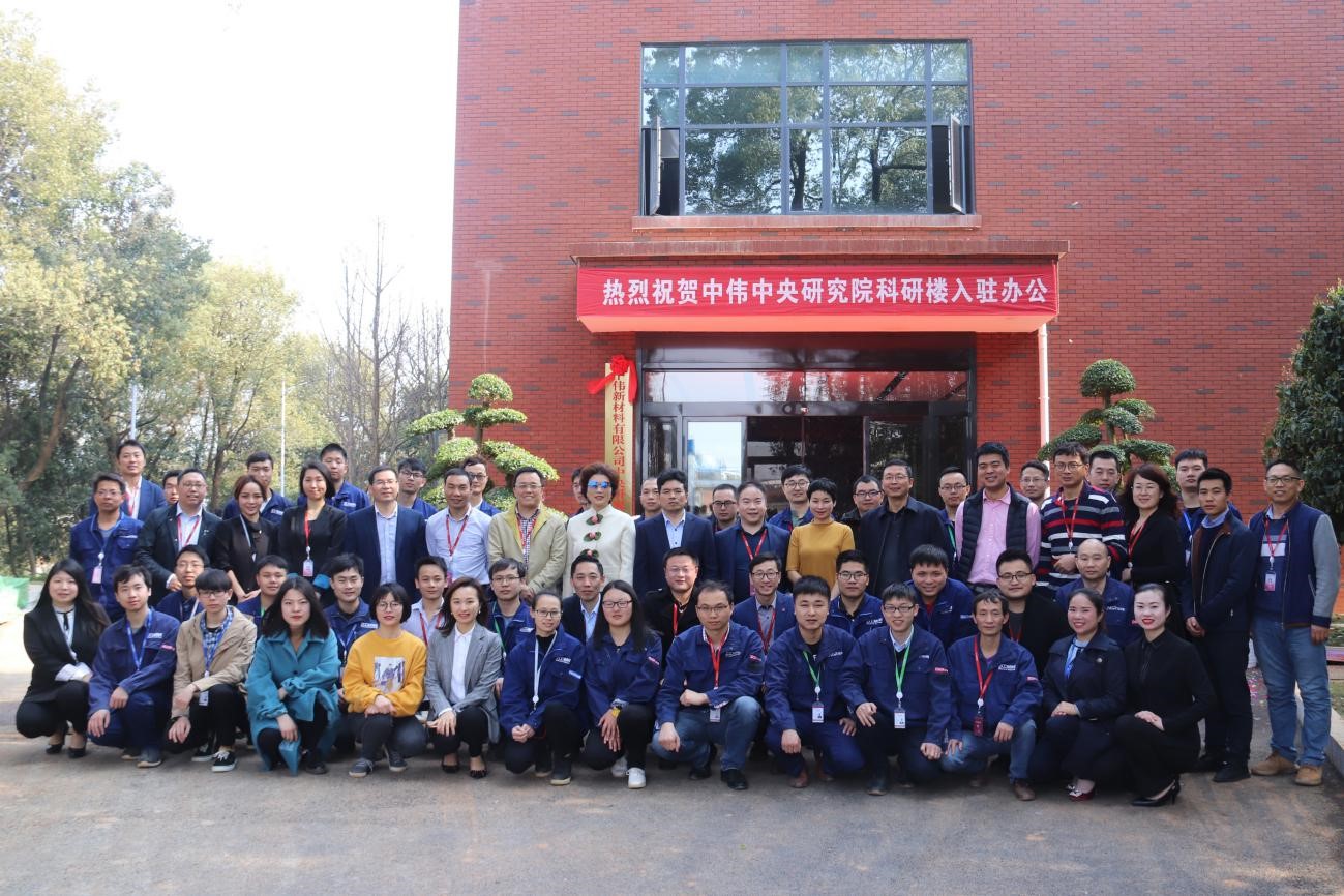 �������ʹ���-׷�󿵽�,����һ������