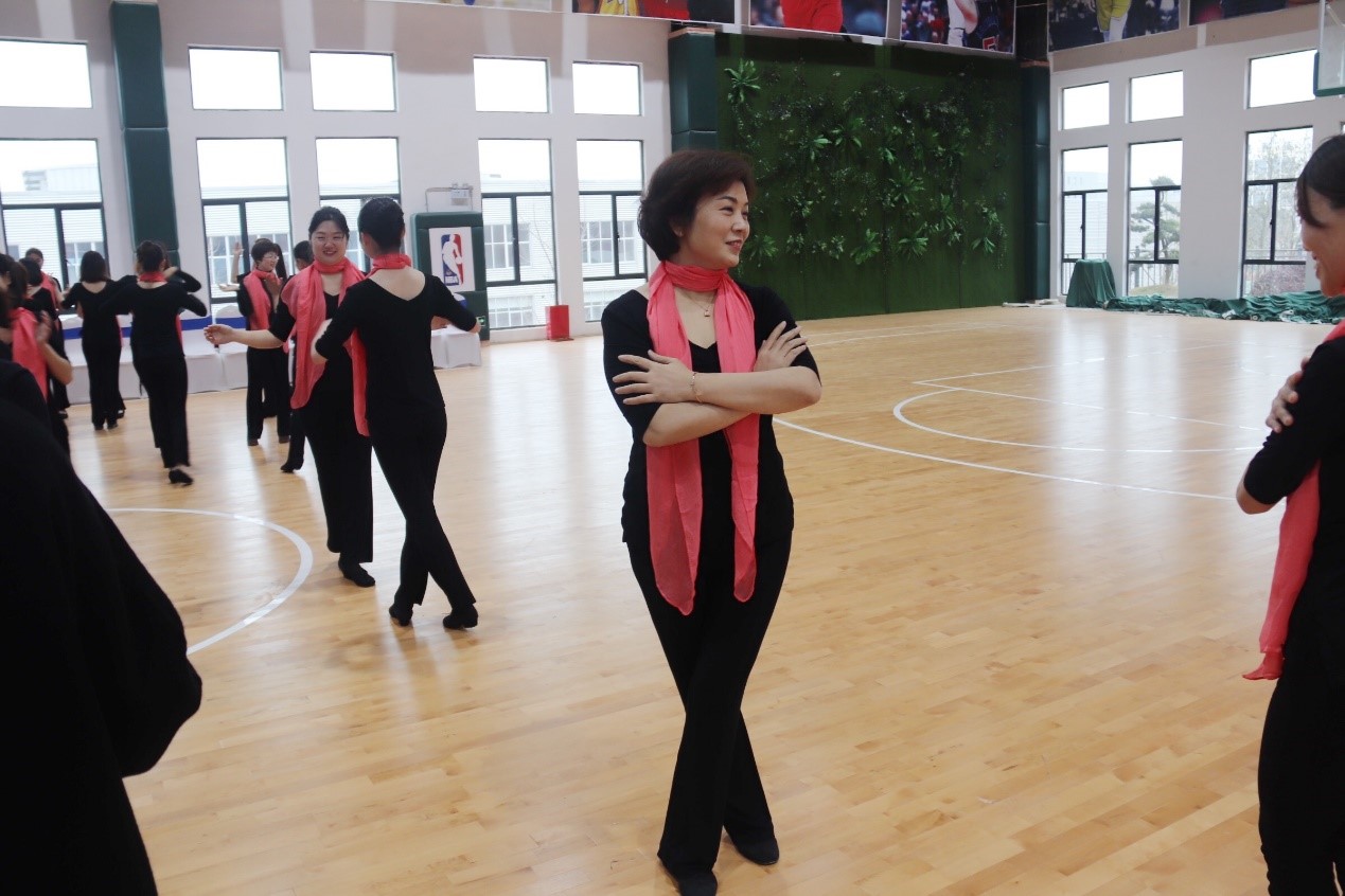 �������ʹ���-׷�󿵽�,����һ������