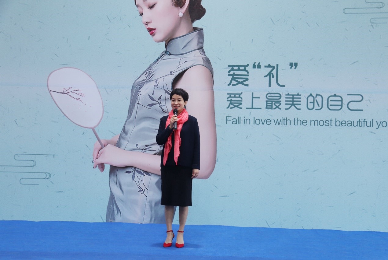 �������ʹ���-׷�󿵽�,����һ������