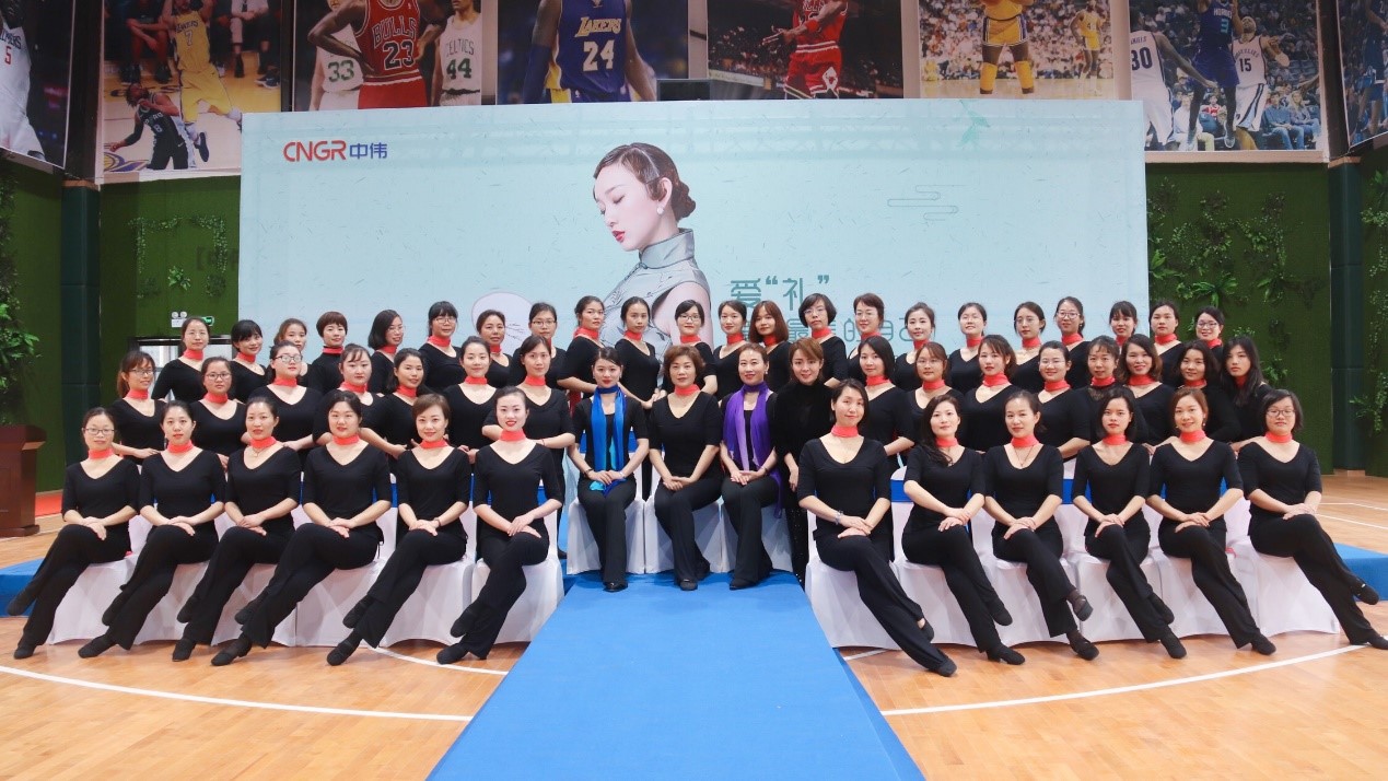 �������ʹ���-׷�󿵽�,����һ������