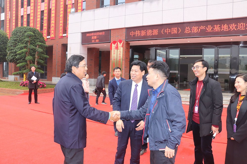 �������ʹ���-׷�󿵽�,����һ������