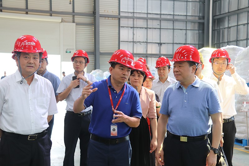 �������ʹ���-׷�󿵽�,����һ������