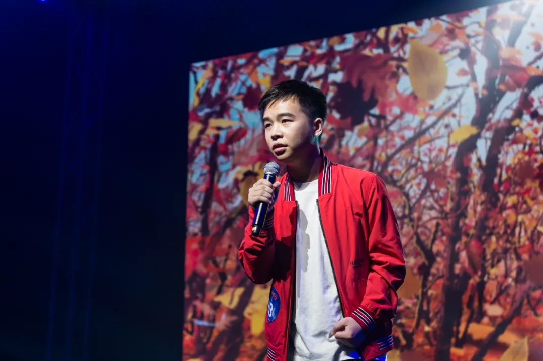 �������ʹ���-׷�󿵽�,����һ������