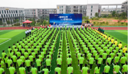 �������ʹ���-׷�󿵽�,����һ������