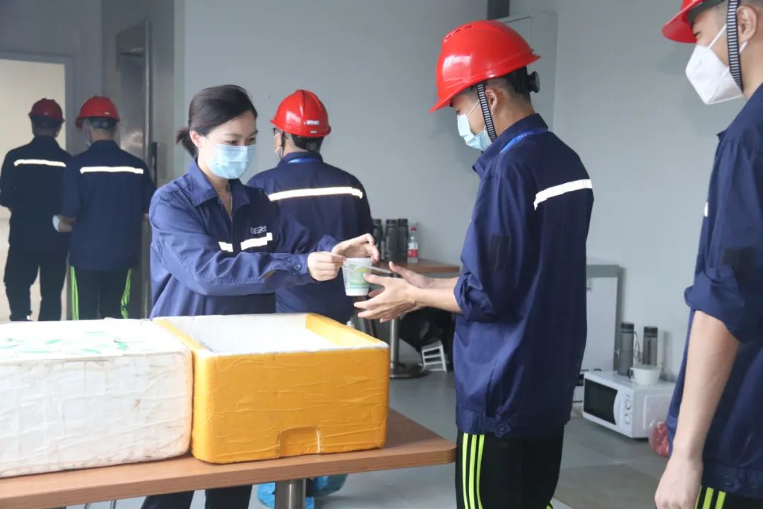 �������ʹ���-׷�󿵽�,����һ������