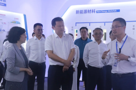 �������ʹ���-׷�󿵽�,����һ������