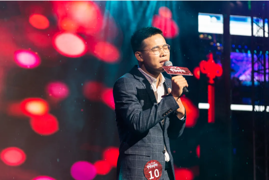 �������ʹ���-׷�󿵽�,����һ������