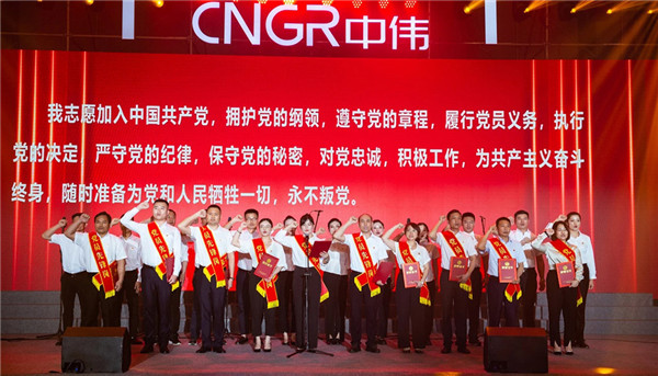 �������ʹ���-׷�󿵽�,����һ������