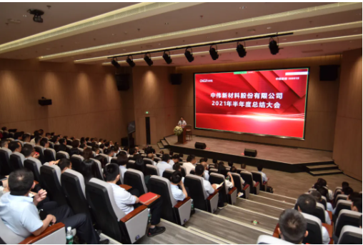 �������ʹ���-׷�󿵽�,����һ������