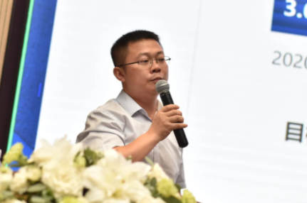 �������ʹ���-׷�󿵽�,����һ������