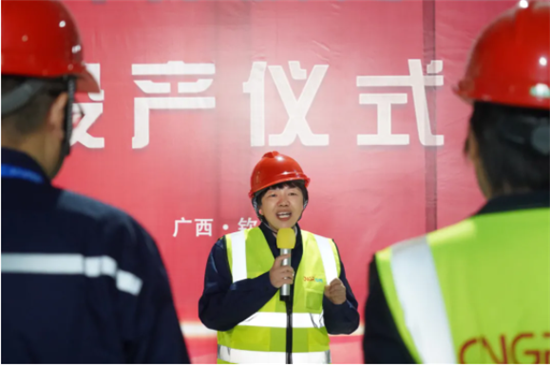 �������ʹ���-׷�󿵽�,����һ������