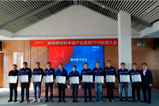 �������ʹ���-׷�󿵽�,����һ������