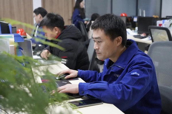 �������ʹ���-׷�󿵽�,����һ������