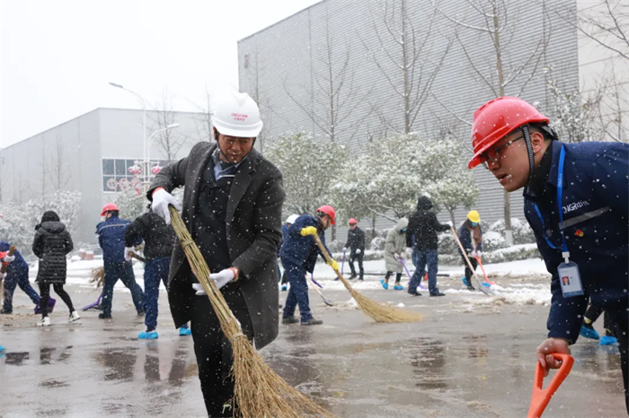 �������ʹ���-׷�󿵽�,����һ������