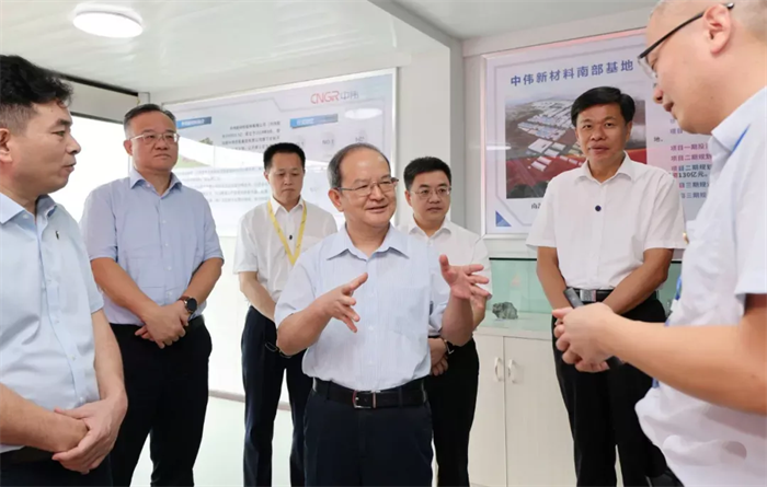 �������ʹ���-׷�󿵽�,����һ������