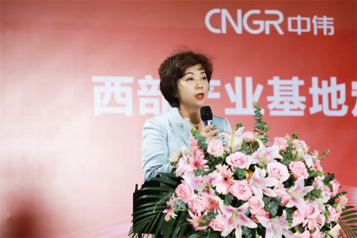 �������ʹ���-׷�󿵽�,����һ������