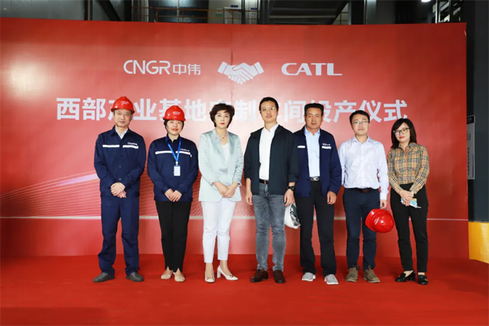 �������ʹ���-׷�󿵽�,����һ������