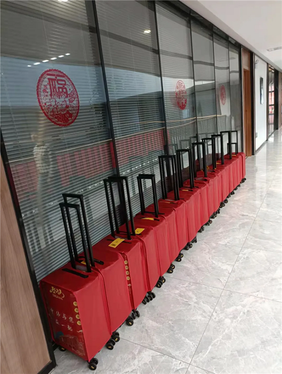 �������ʹ���-׷�󿵽�,����һ������