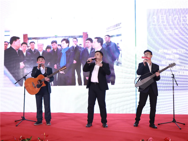 �������ʹ���-׷�󿵽�,����һ������