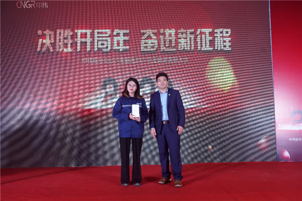 �������ʹ���-׷�󿵽�,����һ������