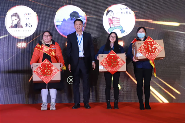 �������ʹ���-׷�󿵽�,����һ������