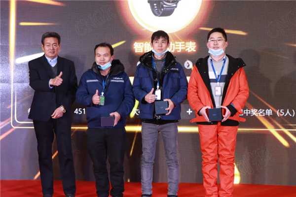 �������ʹ���-׷�󿵽�,����һ������