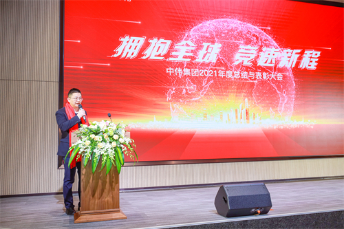 �������ʹ���-׷�󿵽�,����һ������