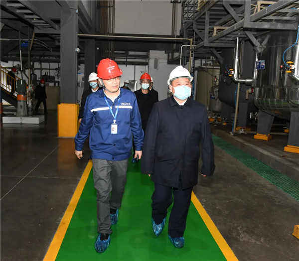 �������ʹ���-׷�󿵽�,����һ������