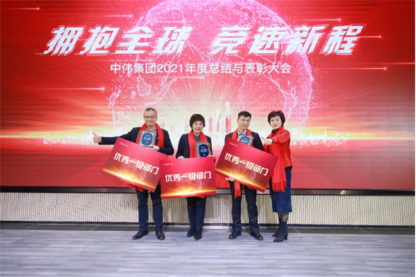 �������ʹ���-׷�󿵽�,����һ������