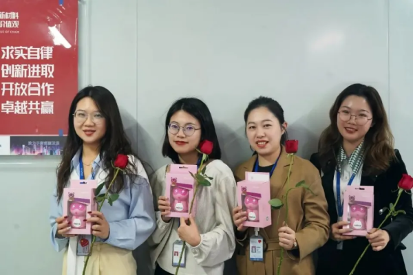 �������ʹ���-׷�󿵽�,����һ������