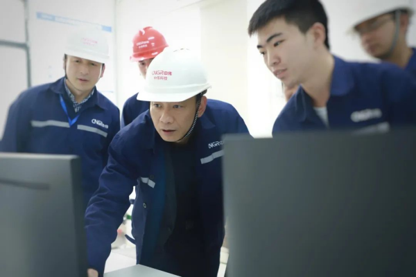 �������ʹ���-׷�󿵽�,����һ������