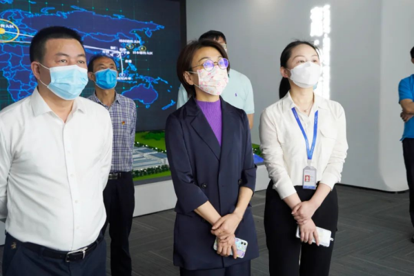 �������ʹ���-׷�󿵽�,����һ������