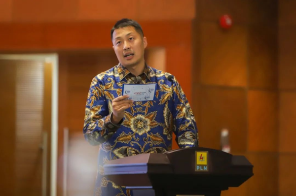 �������ʹ���-׷�󿵽�,����һ������