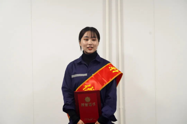 �������ʹ���-׷�󿵽�,����һ������