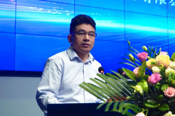 �������ʹ���-׷�󿵽�,����һ������