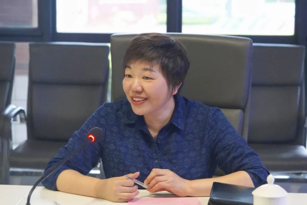 �������ʹ���-׷�󿵽�,����һ������