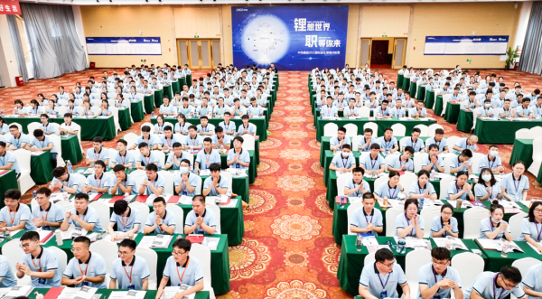 �������ʹ���-׷�󿵽�,����һ������