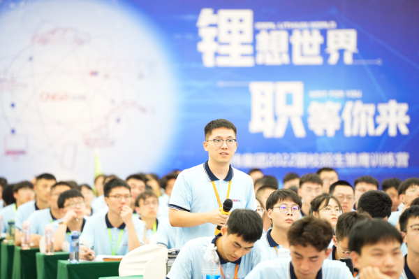 �������ʹ���-׷�󿵽�,����һ������