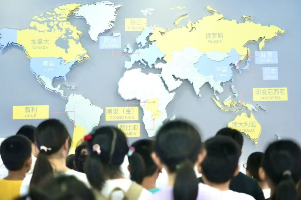 �������ʹ���-׷�󿵽�,����һ������