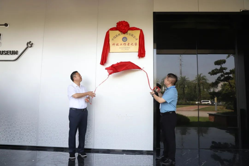 �������ʹ���-׷�󿵽�,����һ������