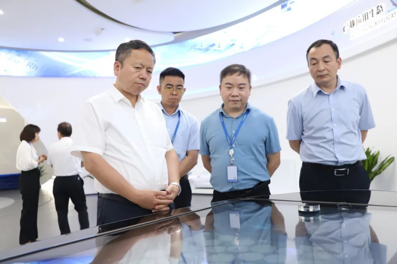 �������ʹ���-׷�󿵽�,����һ������