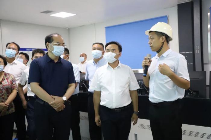 �������ʹ���-׷�󿵽�,����һ������